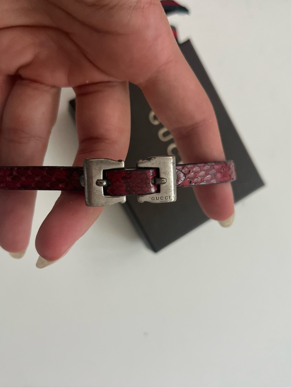 Accessories Subcategory Classification - Picture 3 of 5